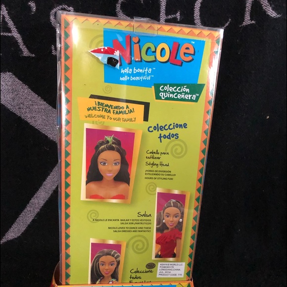 Nicole colección quinceñera - Picture 2 of 3